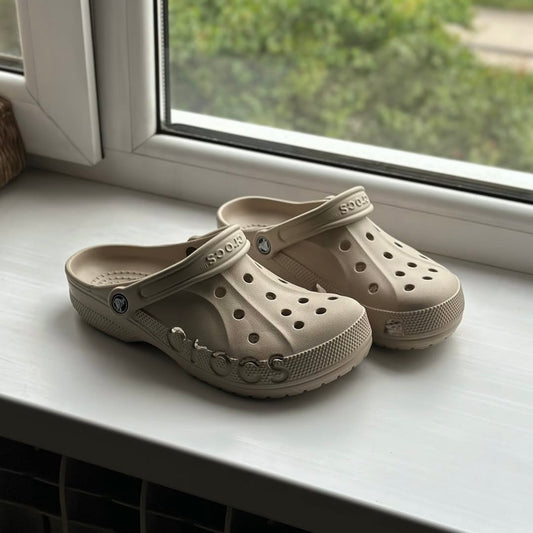 Crocs Baya Clogs (Brown)