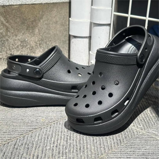 Crocs Classic Crush Clogs (Black)